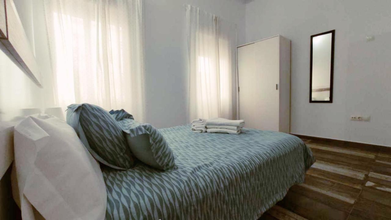 Modernos Apartamentos En Ciudad Jardin Cordoba Exterior photo